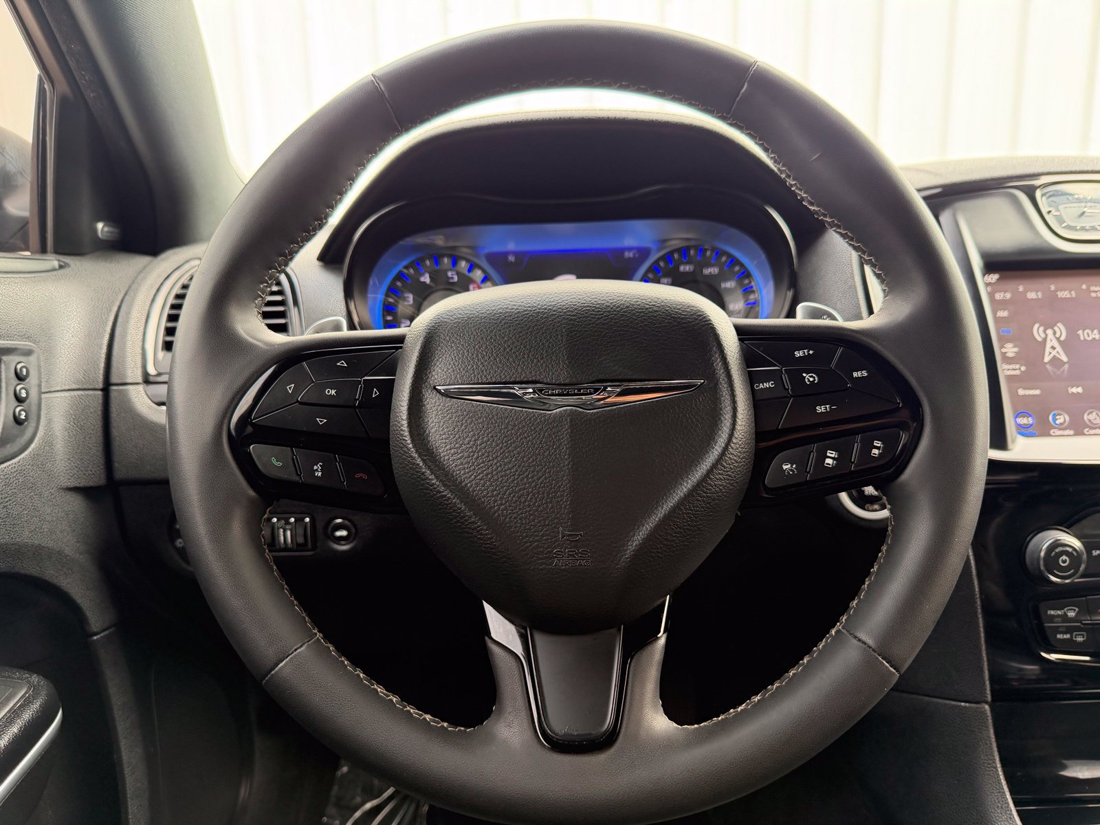 Used 2022 Chrysler 300 S w/ Comfort Group RWD image 14