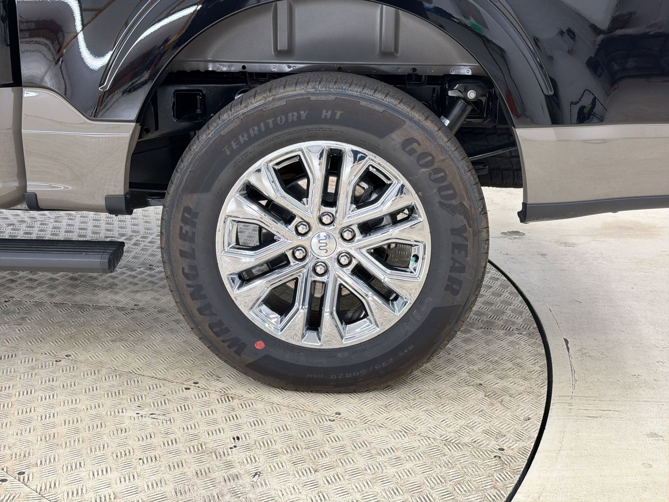 New 2026 Ford F150 King Ranch w/ Equipment Group 601A High image 12