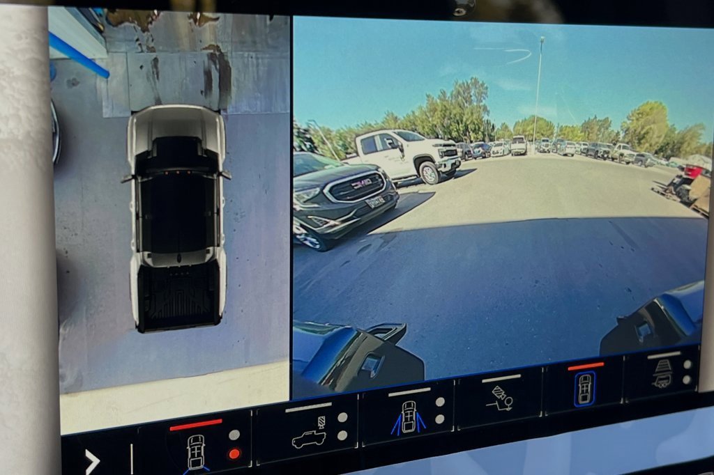 New 2025 GMC Hummer EV 3X w/ Extreme Off-Road Package image 16