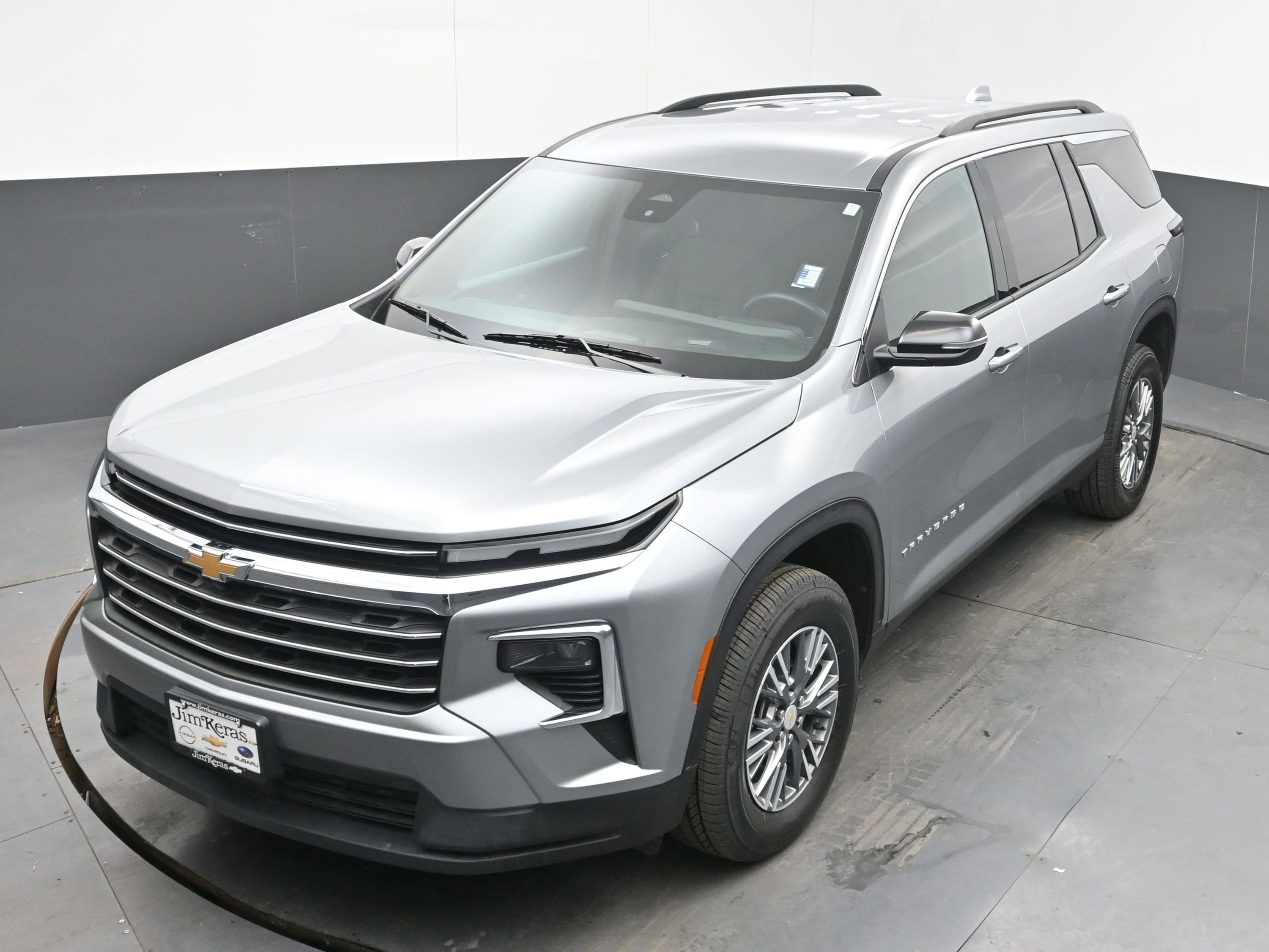 Used 2025 Chevrolet Traverse LT image 30