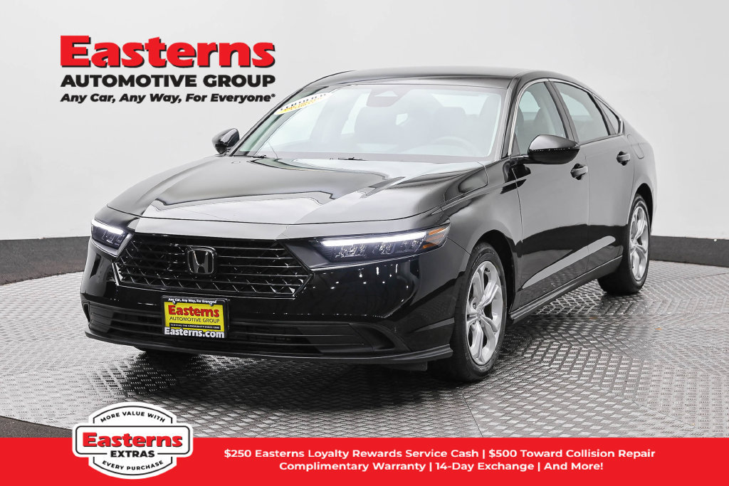 Used 2025 Honda Accord LX image 1