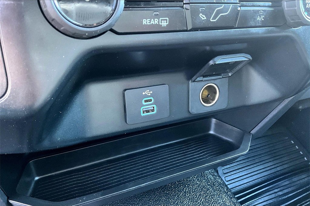 Used 2024 Ford F250 XL w/ XL Off-Road Package image 22