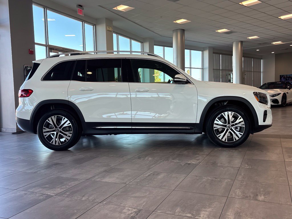 New 2026 Mercedes-Benz GLB 250 4MATIC image 2