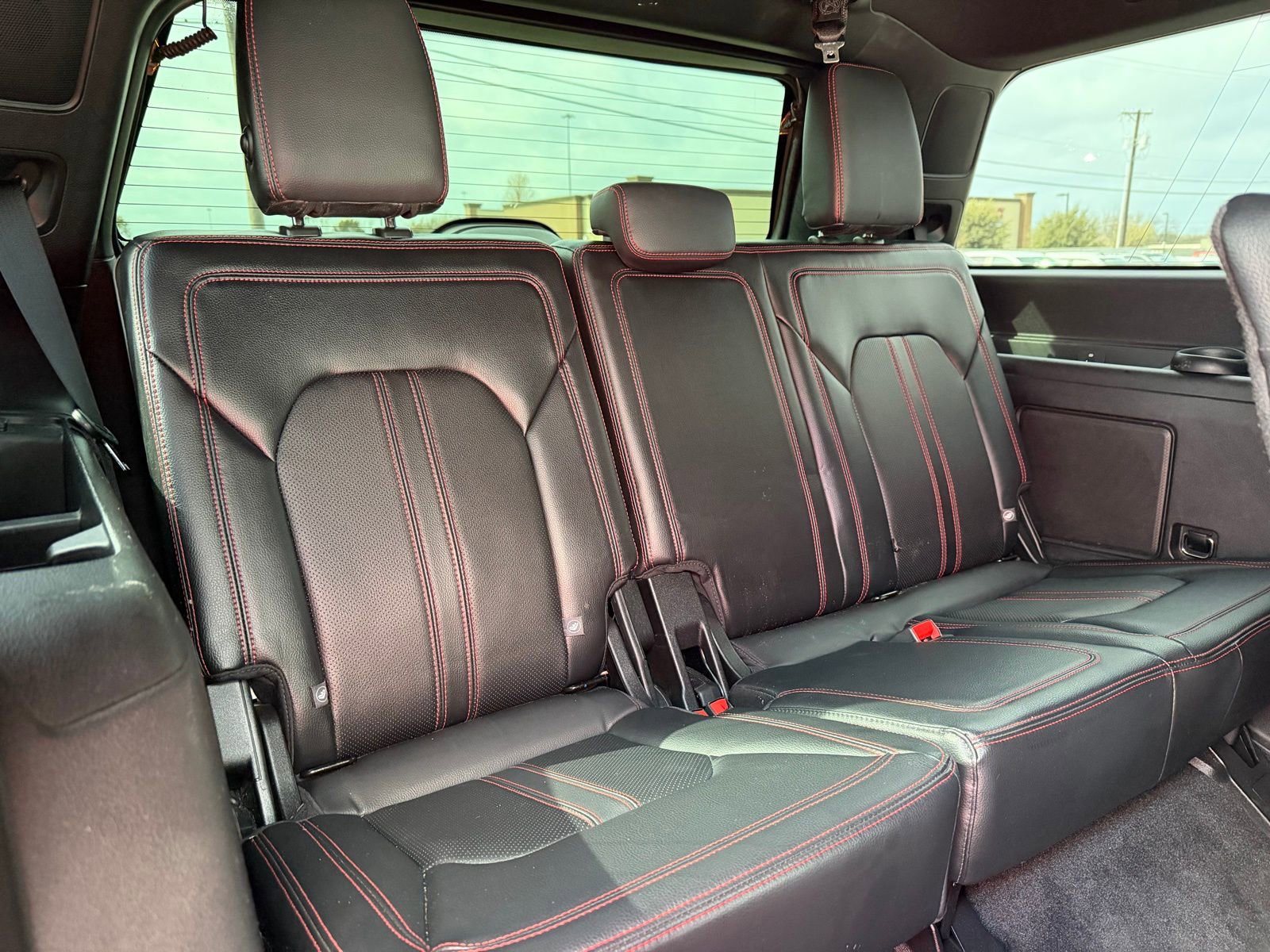 Used 2019 Ford Expedition Limited w/ Equipment Group 303A RWD image 21