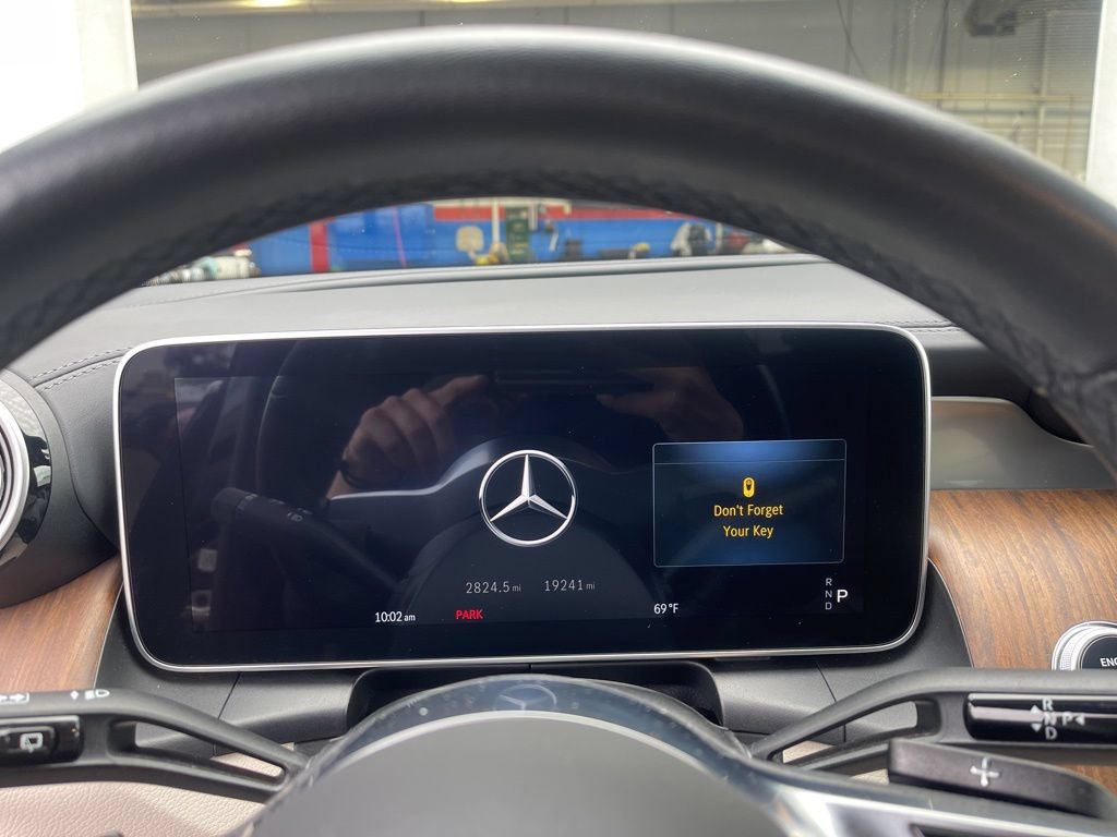 Used 2024 Mercedes-Benz GLC 300 4MATIC image 14