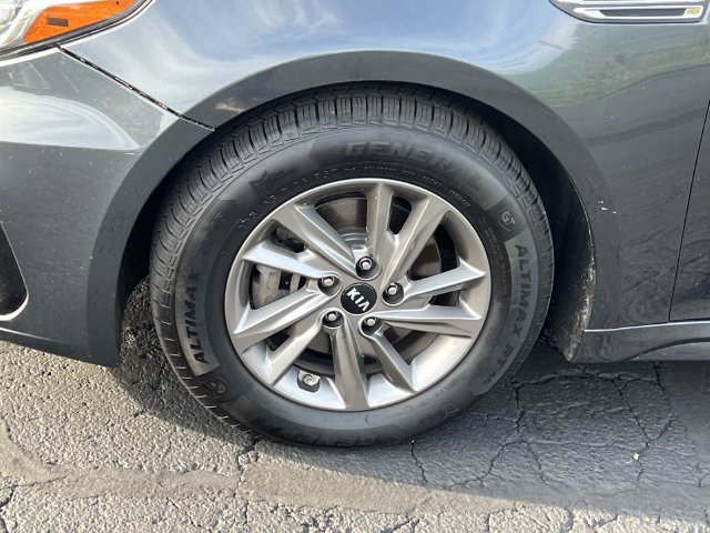 Used 2020 Kia Optima LX FWD image 9