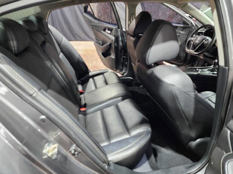 Used 2016 Nissan Maxima 3.5 SL FWD image 11