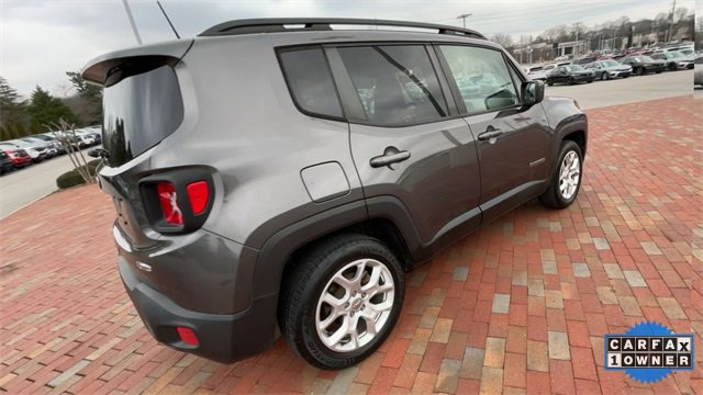 Used 2018 Jeep Renegade Latitude image 9