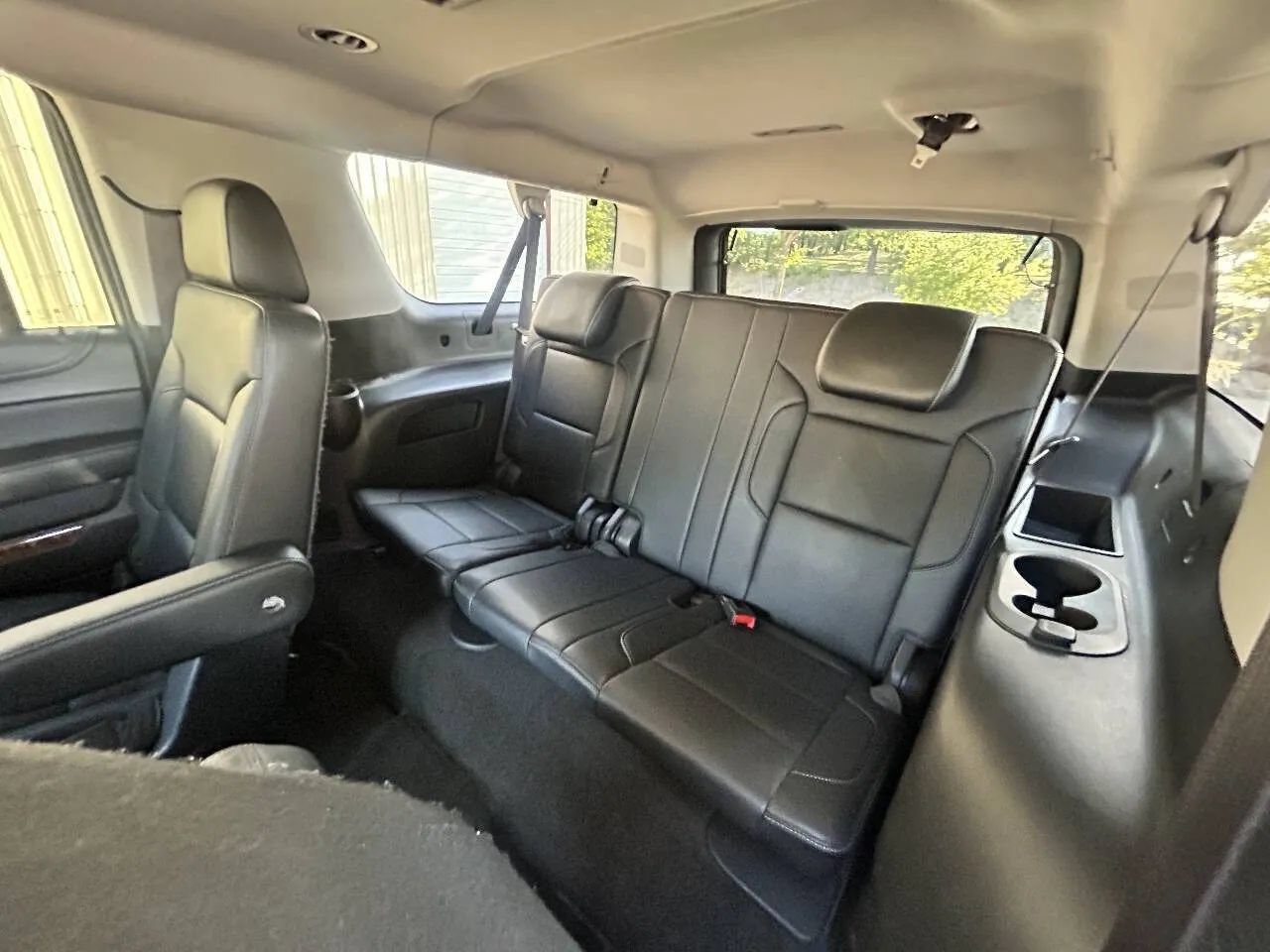 Used 2017 Chevrolet Suburban Premier RWD image 14