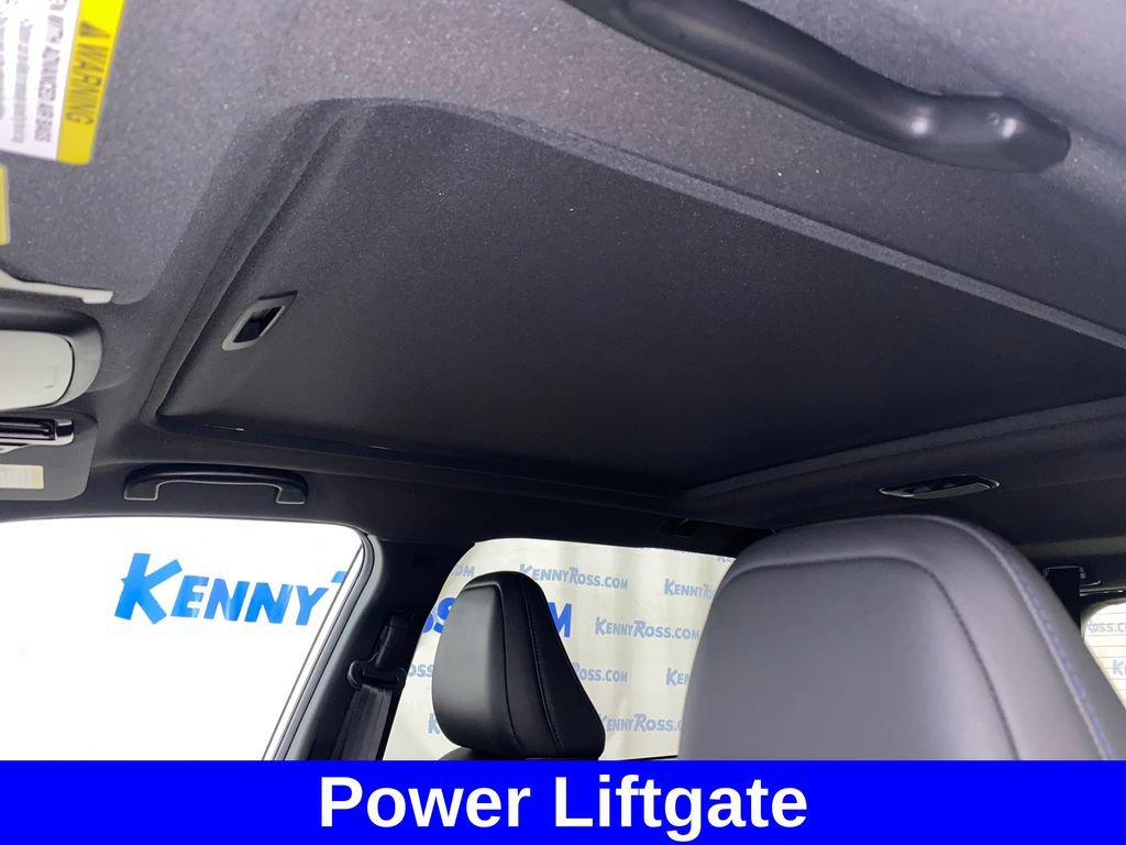 Used 2025 Subaru Forester Limited AWD/4WD image 12