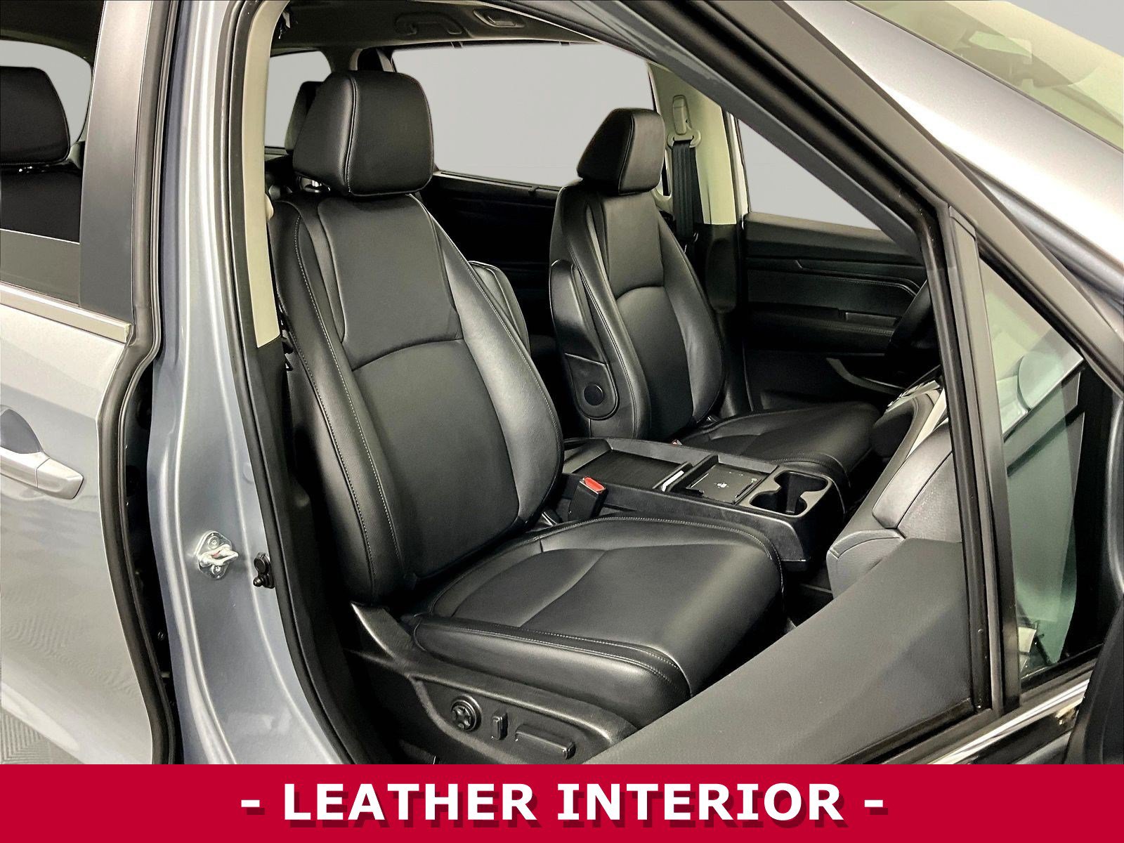 Used 2025 Honda Odyssey EX-L image 30