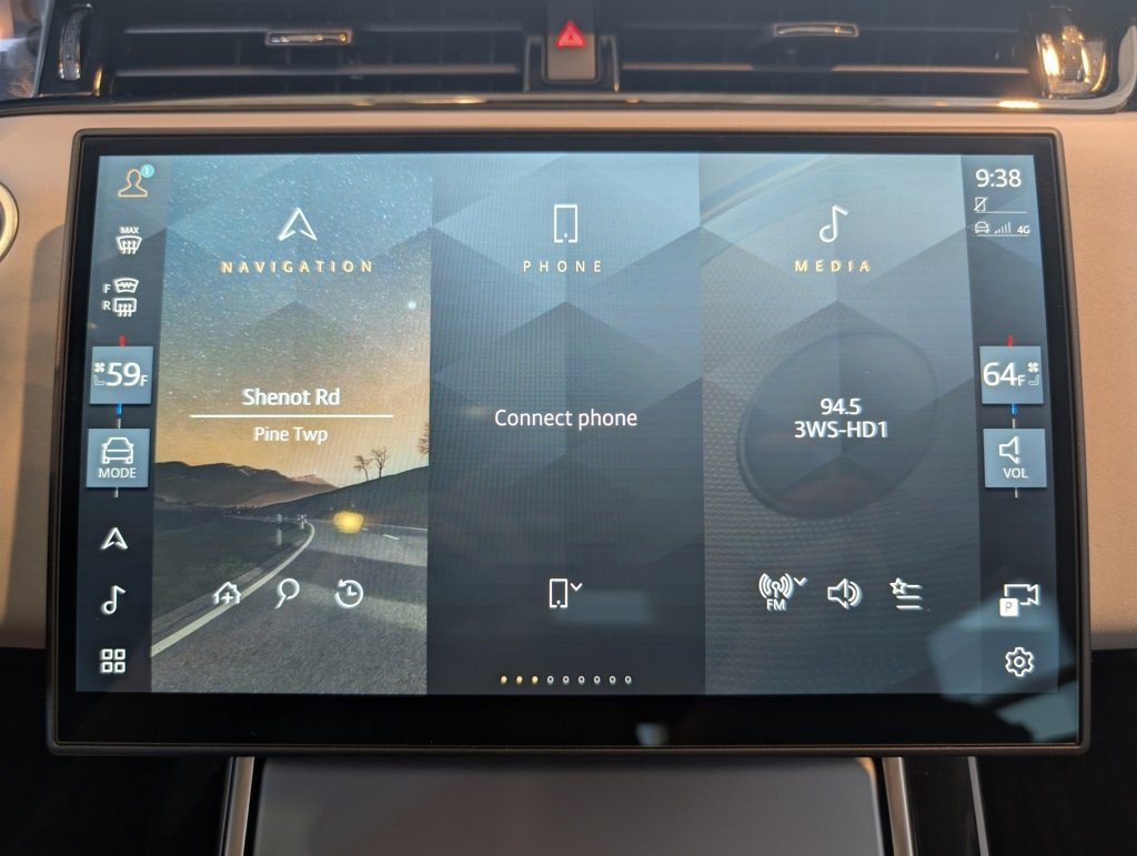 Used 2025 Land Rover Range Rover Evoque S image 22