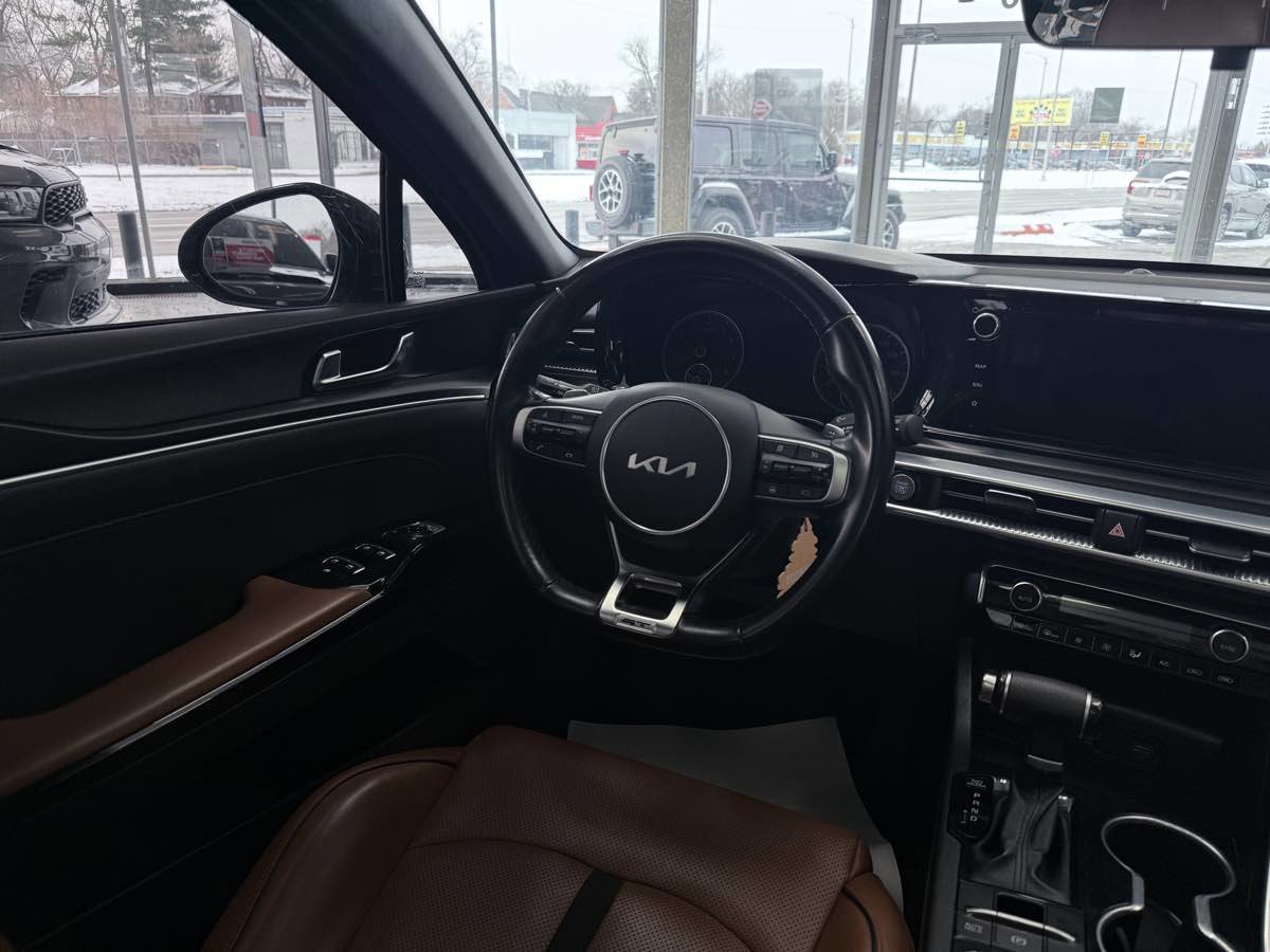 Used 2024 Kia K5 GT image 43