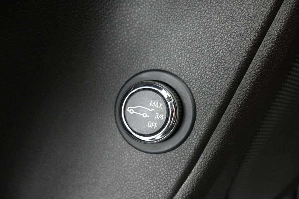 Used 2024 Chevrolet Blazer LT w/ Midnight/Sport Edition FWD image 16