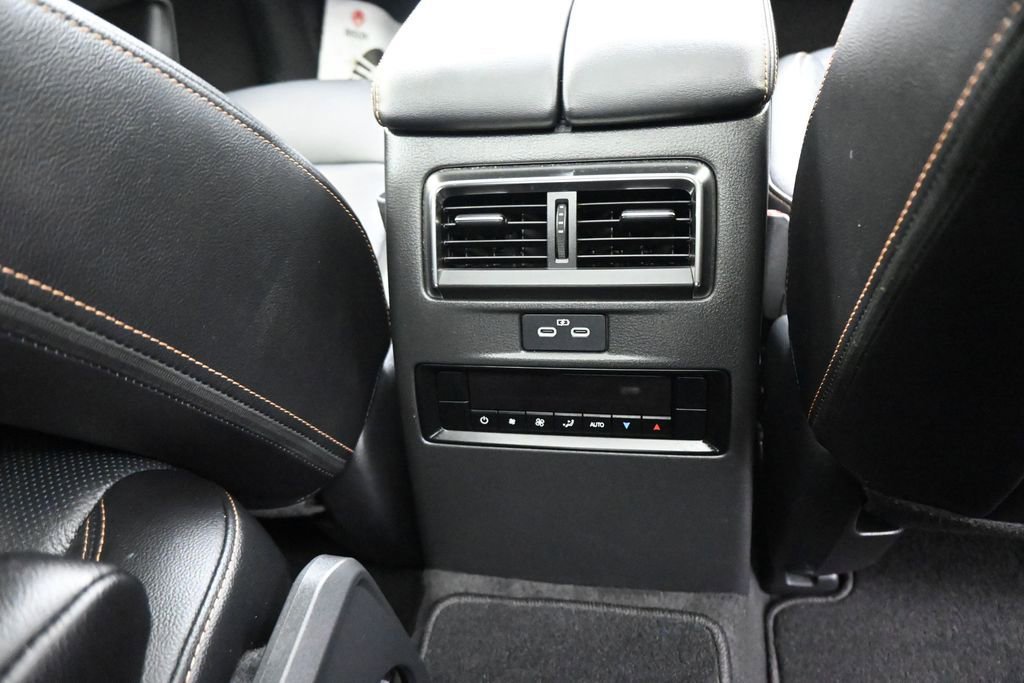 Used 2024 MAZDA CX-90 3.3 Turbo w/ Premium Package AWD/4WD image 16