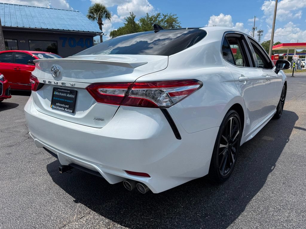 Used 2020 Toyota Camry XSE FWD image 5