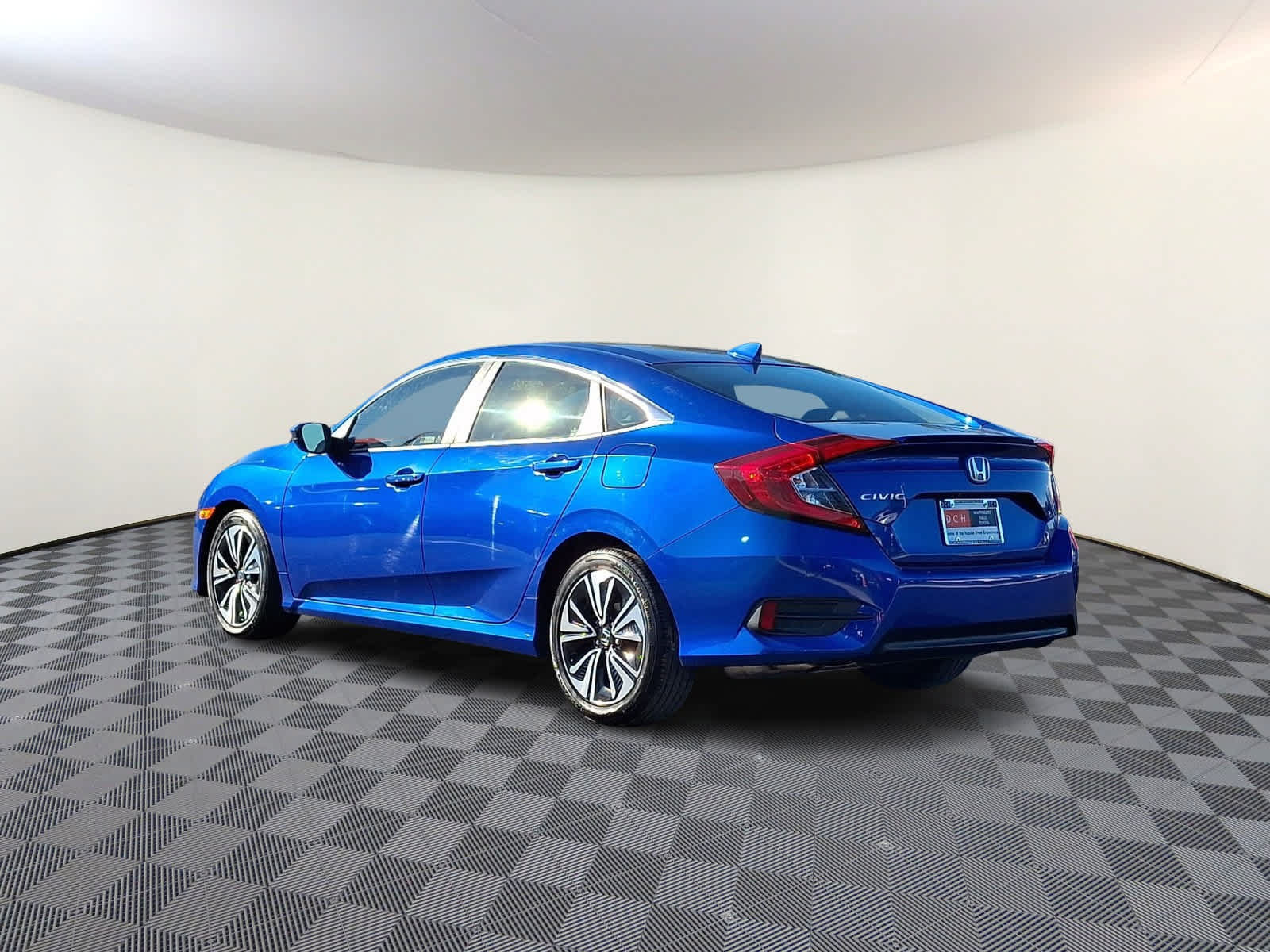Used 2018 Honda Civic EX-T image 7
