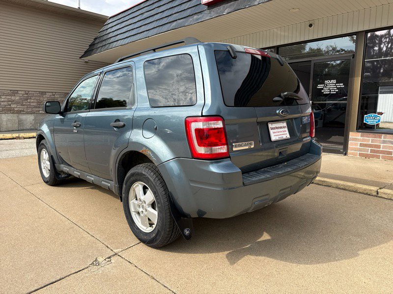 Used 2011 Ford Escape XLT image 5