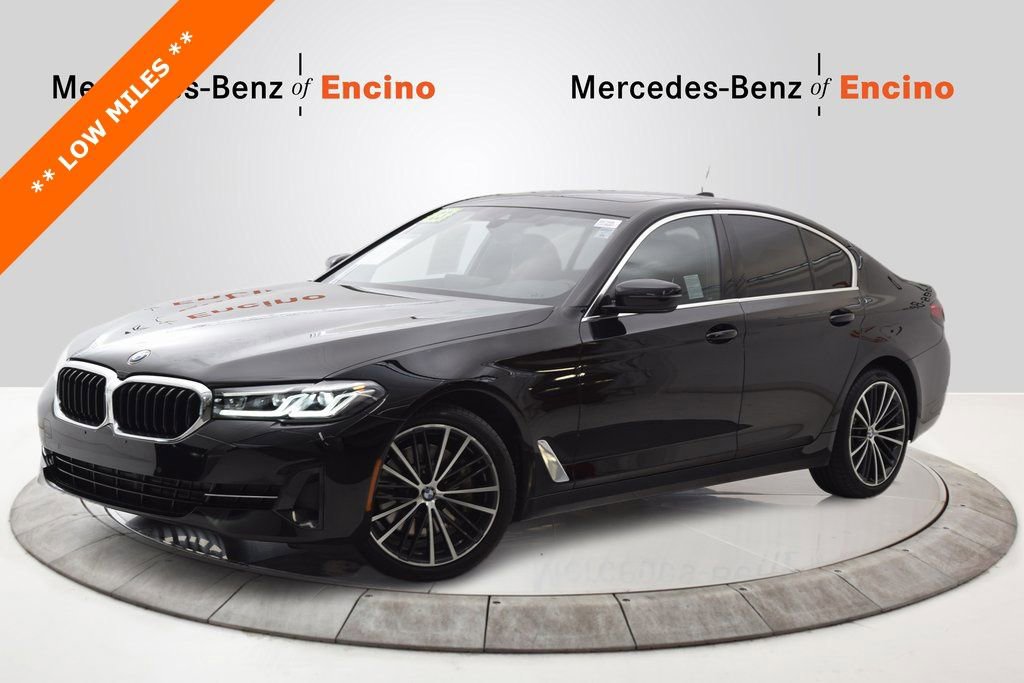 Used 2023 BMW 530i w/ Convenience Package image 1