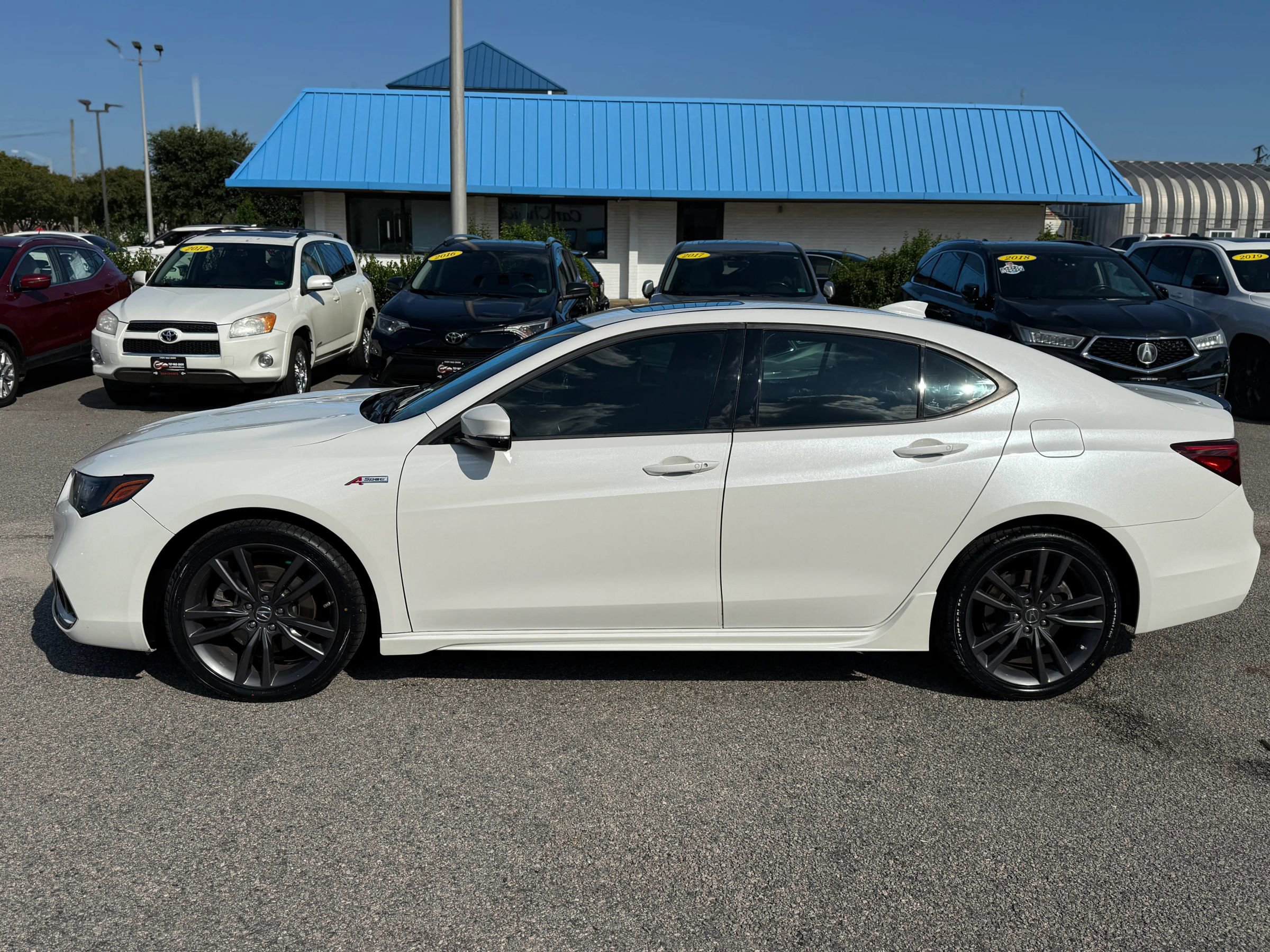 Used 2020 Acura TLX V6 w/ A-SPEC Pkg FWD image 2
