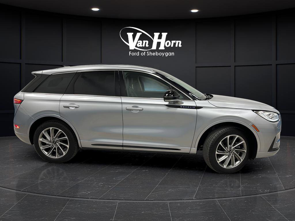 Used 2024 Lincoln Corsair Grand Touring w/ Equipment Group 301A image 2