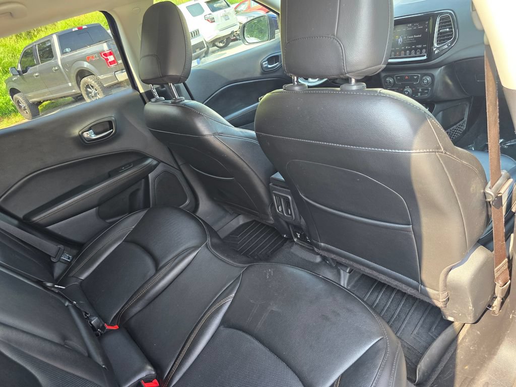 Used 2020 Jeep Compass Limited AWD/4WD image 26
