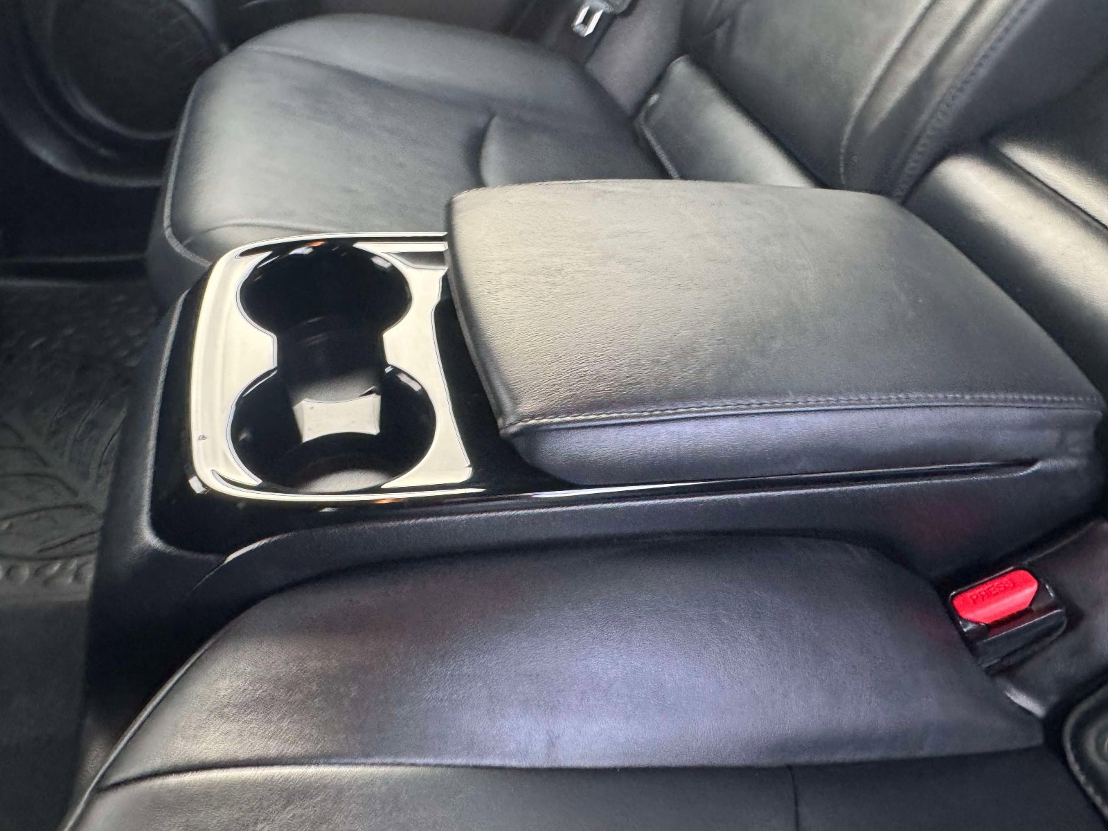 Used 2017 Toyota Prius Prime Premium image 24