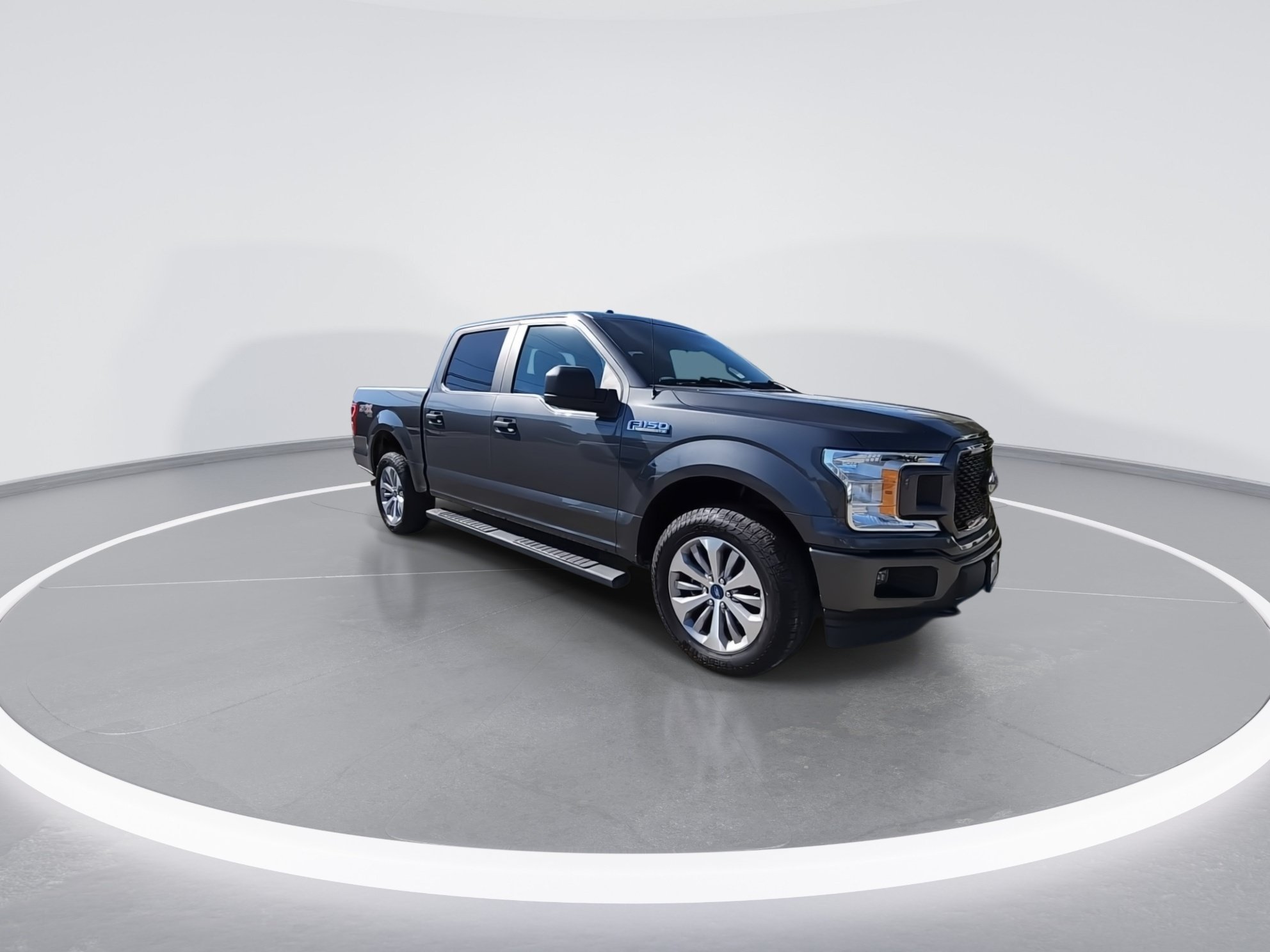 Used 2018 Ford F150 XL w/ Equipment Group 101A Mid AWD/4WD image 2
