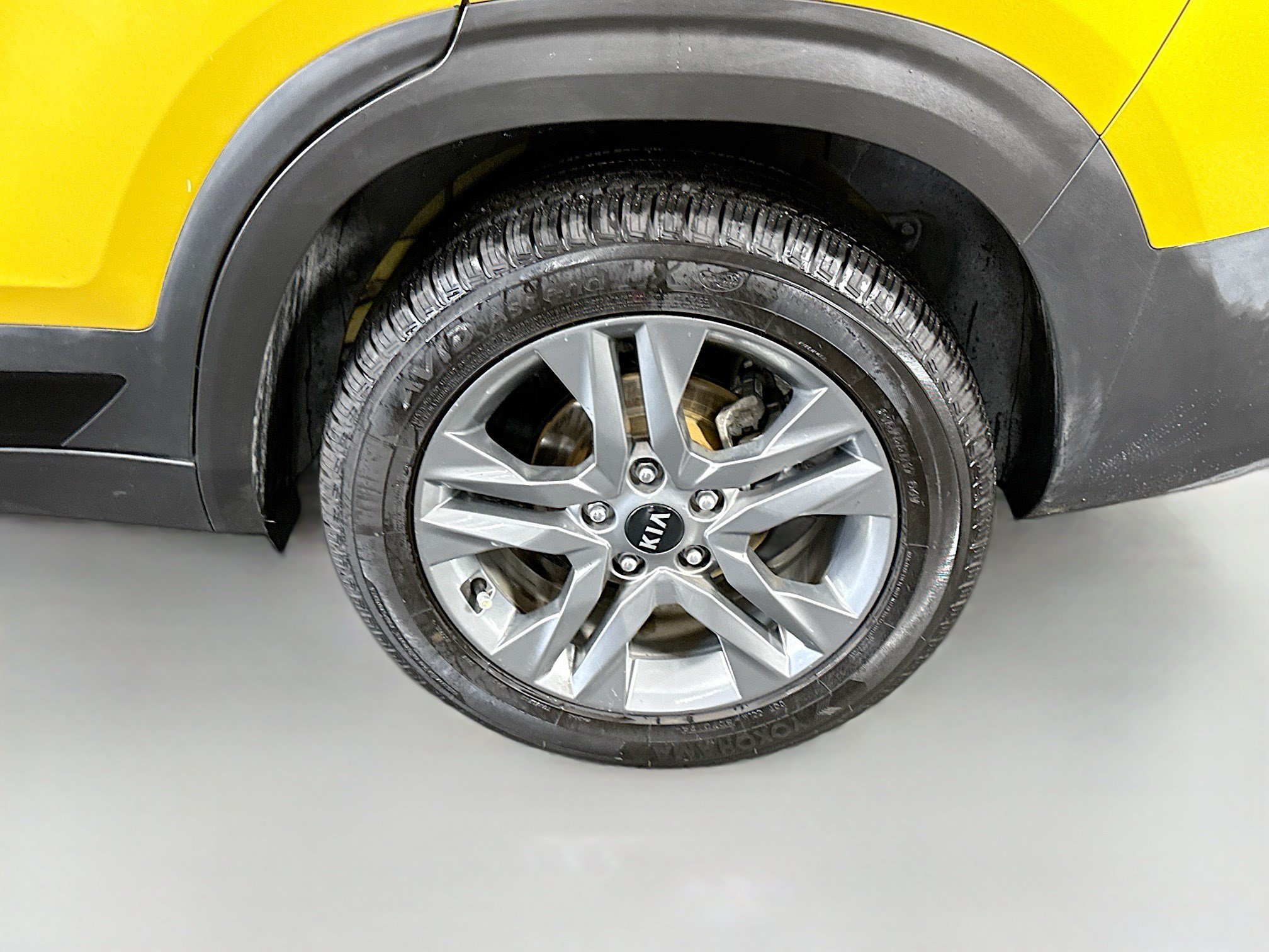 Used 2021 Kia Seltos S FWD image 36