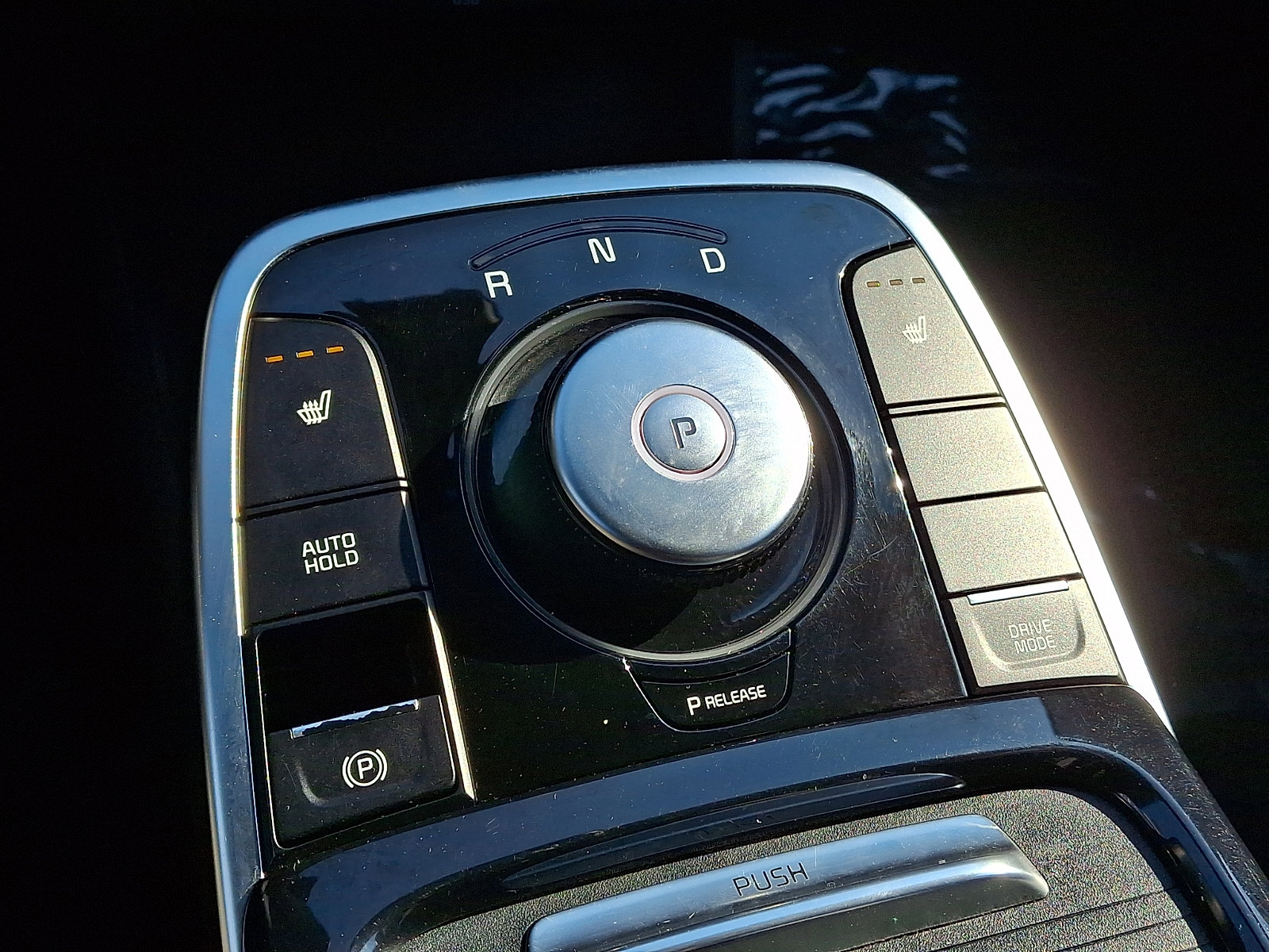 Certified 2022 Kia Niro EX image 13