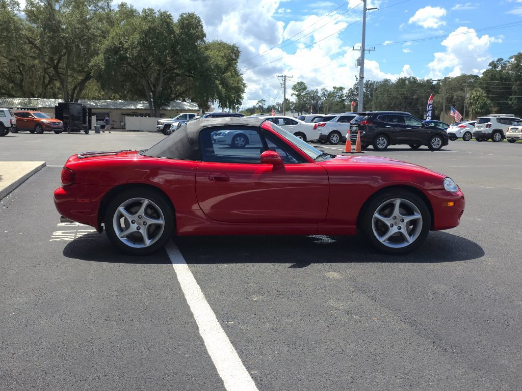 Used 2003 MAZDA MX-5 Miata RWD image 5