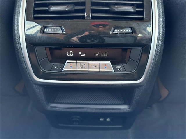 Used 2023 BMW X7 xDrive40i image 19