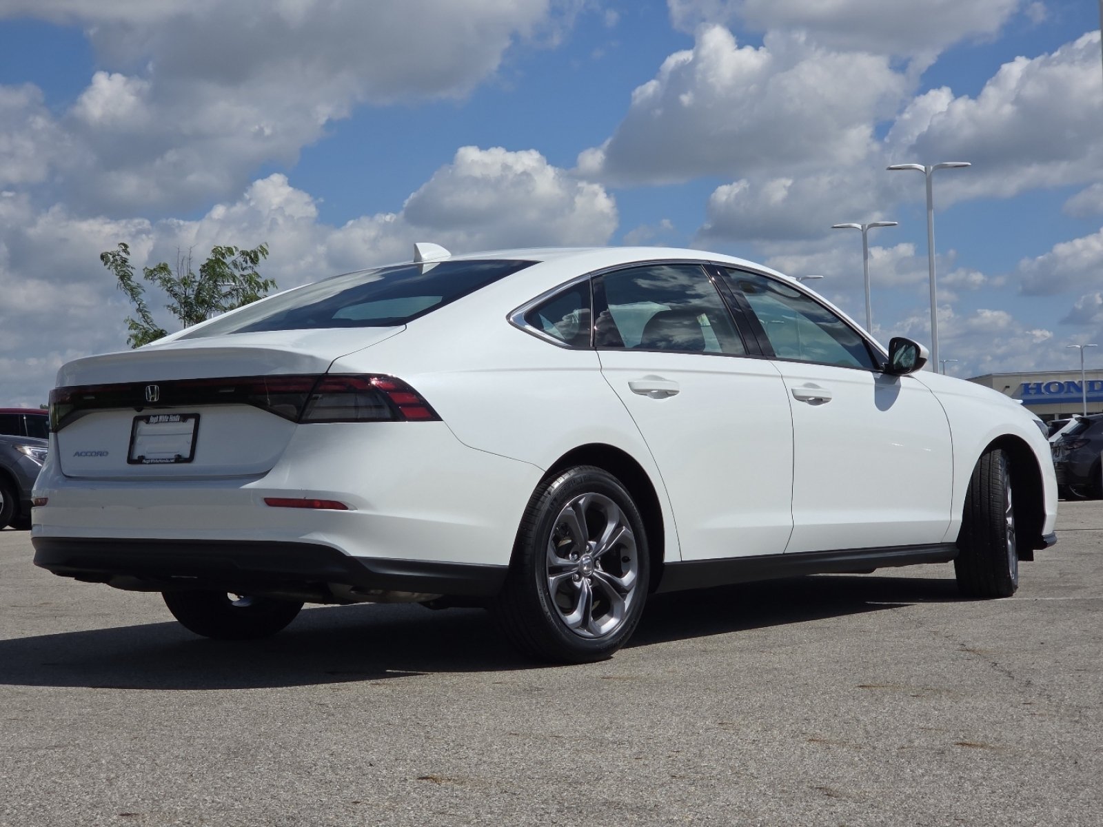 Used 2024 Honda Accord EX image 16