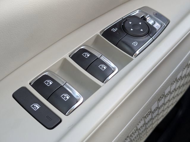 Certified 2025 Kia Carnival SX Prestige FWD image 41