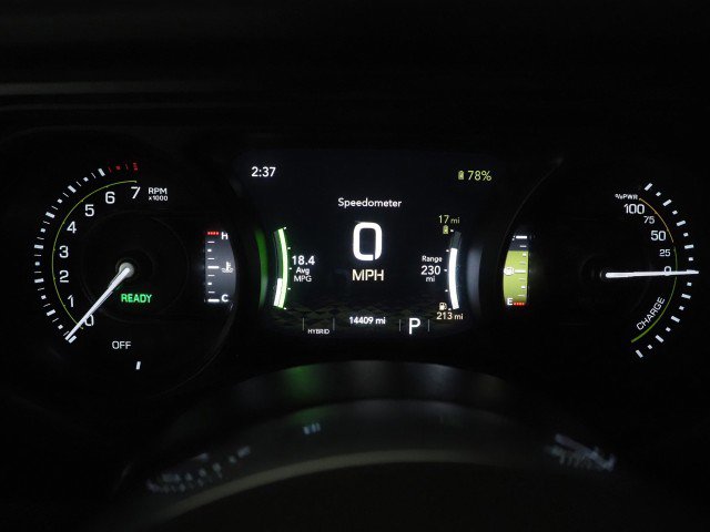 Used 2025 Jeep Wrangler 4xe Sahara w/ Safety Group AWD/4WD image 20