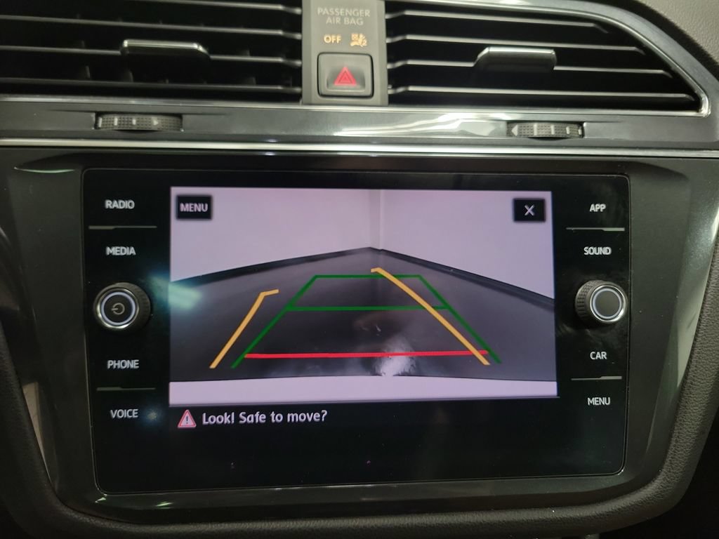 Used 2019 Volkswagen Tiguan SE w/ Panoramic Sunroof Package AWD/4WD image 21