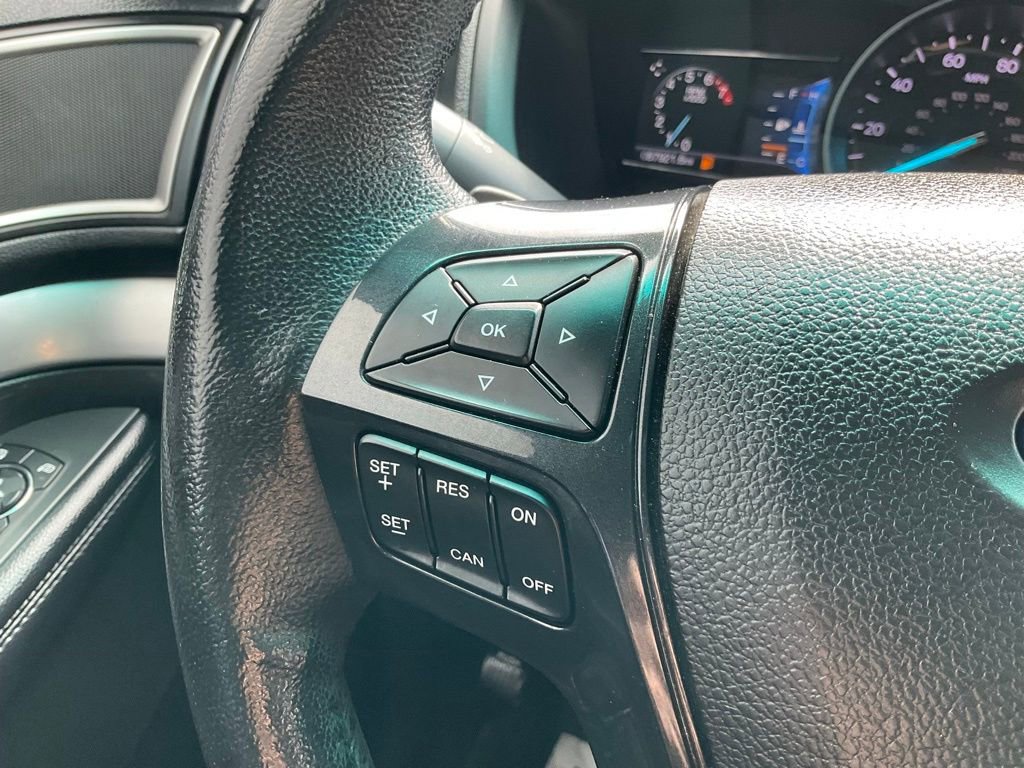 Certified 2017 Ford Explorer XLT w/ Equipment Group 202A image 6