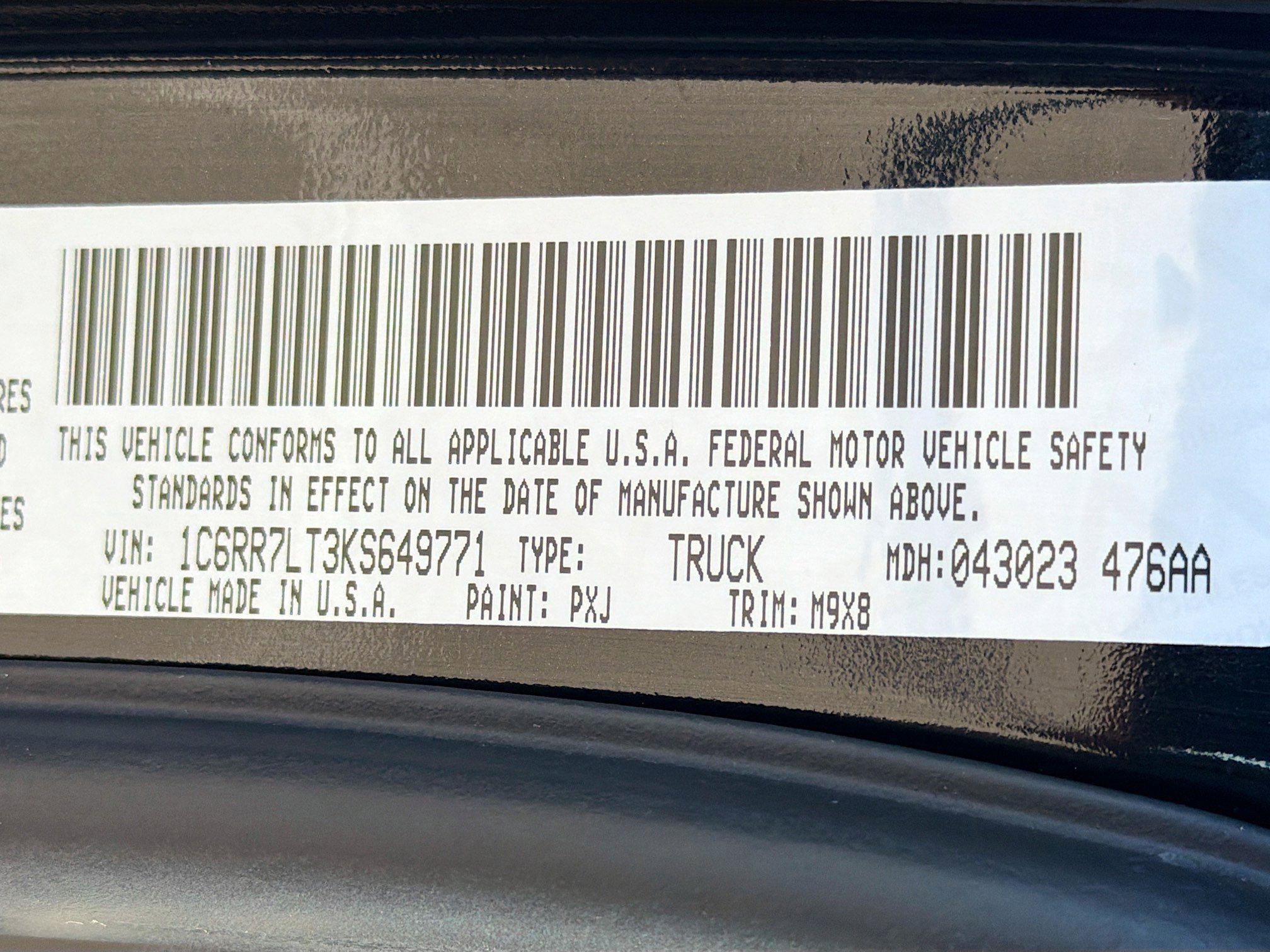 Used 2019 RAM 1500 Classic SLT w/ Luxury Group image 41