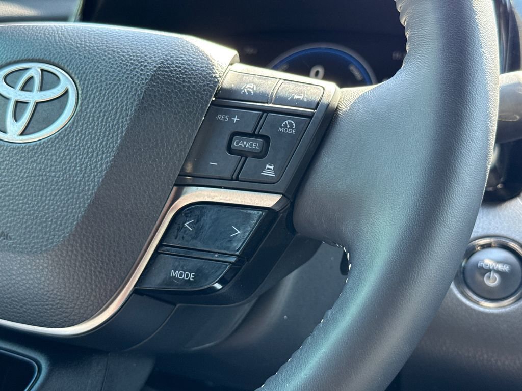 Used 2025 Toyota Camry SE w/ Multimedia Upgrade Package FWD image 27