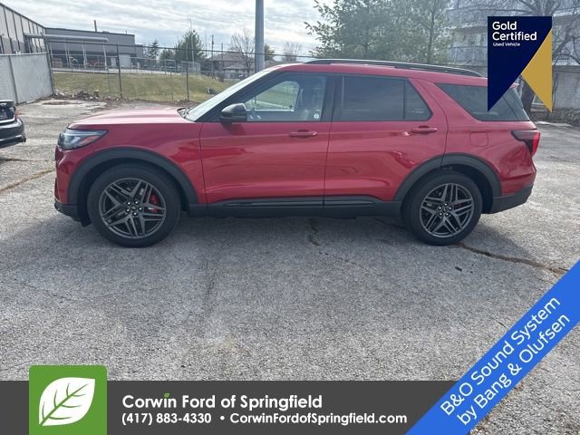 Certified 2025 Ford Explorer ST w/ Sun And Sound Package image 4