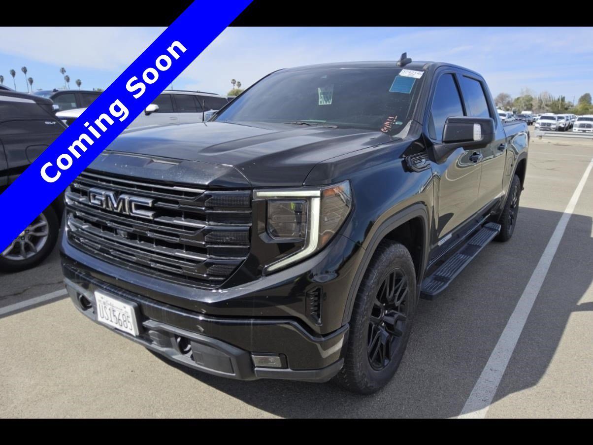 Used 2022 GMC Sierra 1500 Elevation w/ Elevation Premium Package image 3