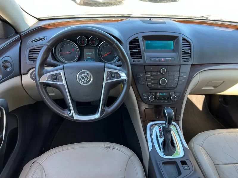 Used 2011 Buick Regal CXL FWD image 17