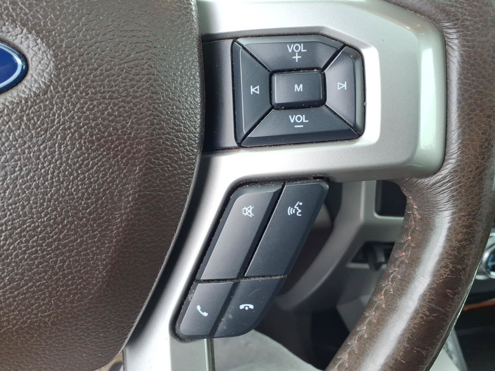 Used 2017 Ford F350 King Ranch w/ King Ranch Ultimate Package AWD/4WD image 17