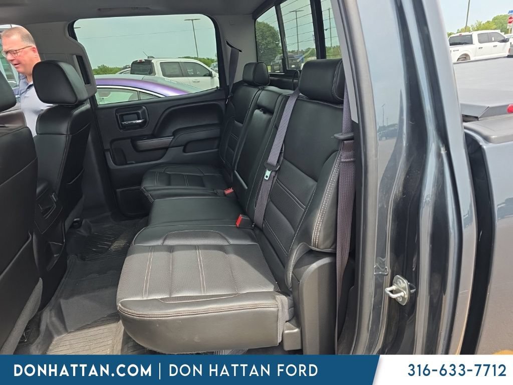 Used 2017 GMC Sierra 1500 Denali w/ Denali Ultimate Package AWD/4WD image 7