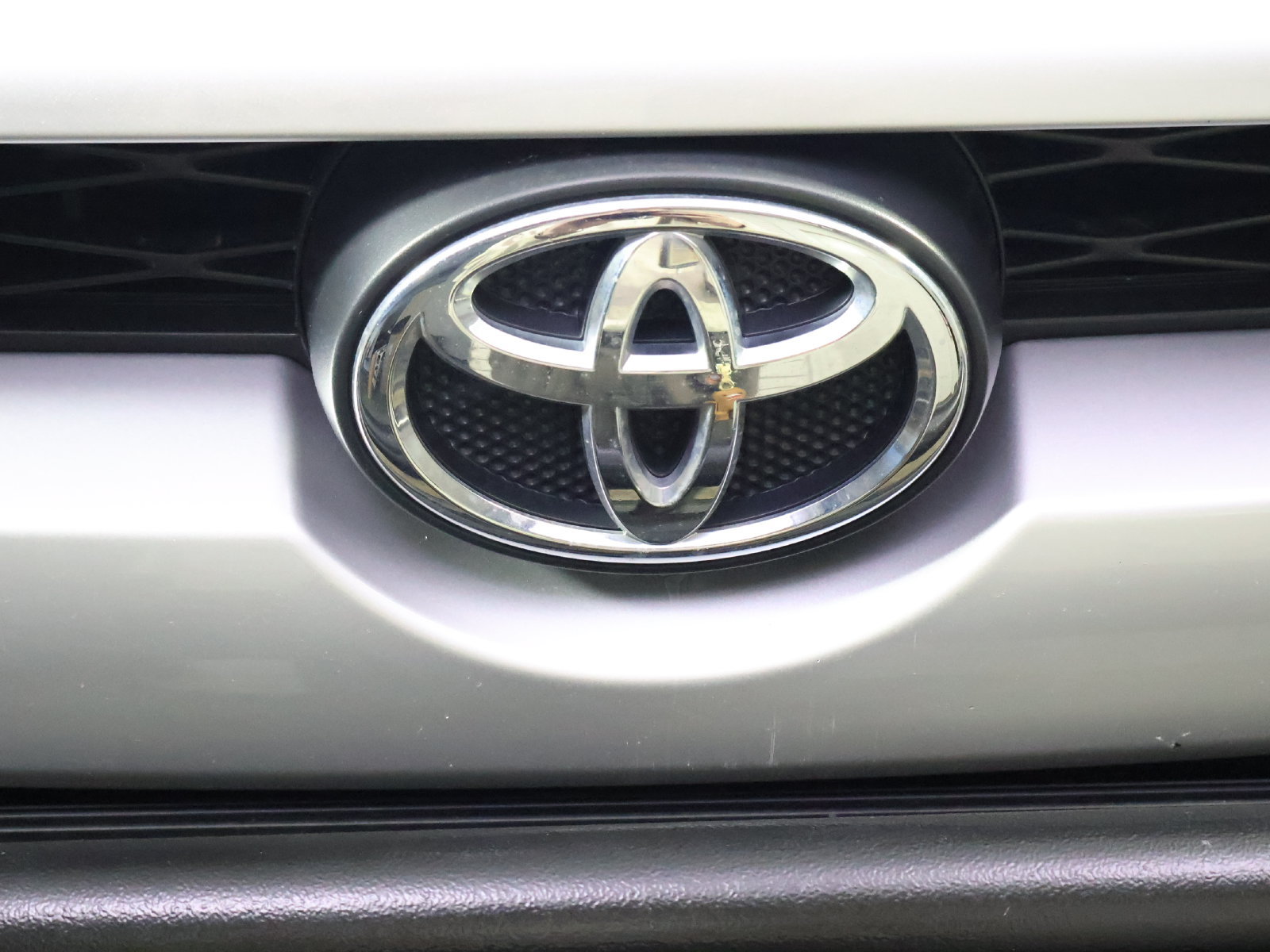 Used 2014 Toyota 4Runner Trail Premium AWD/4WD image 18