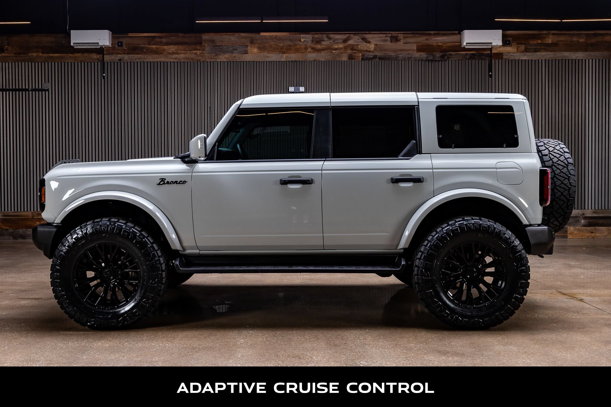 Used 2026 Ford Bronco Outer Banks AWD/4WD image 6
