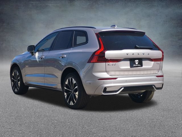 New 2026 Volvo XC60 T8 Plus w/ Climate Package PRO AWD/4WD image 5