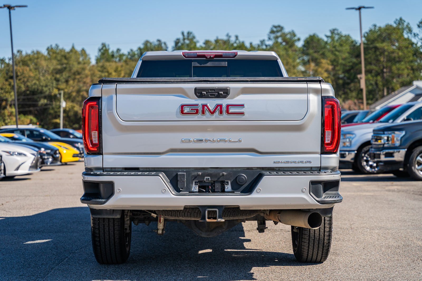 Used 2020 GMC Sierra 2500 Denali w/ Technology Package image 10