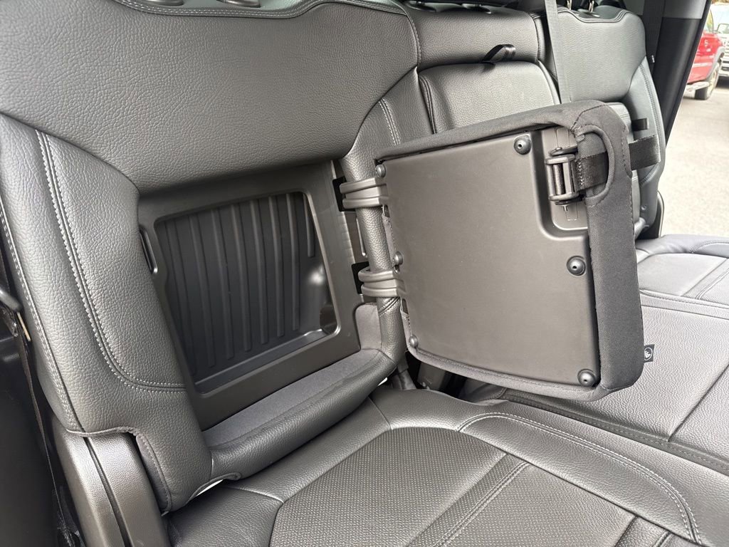 Used 2023 GMC Sierra 3500 Denali image 60