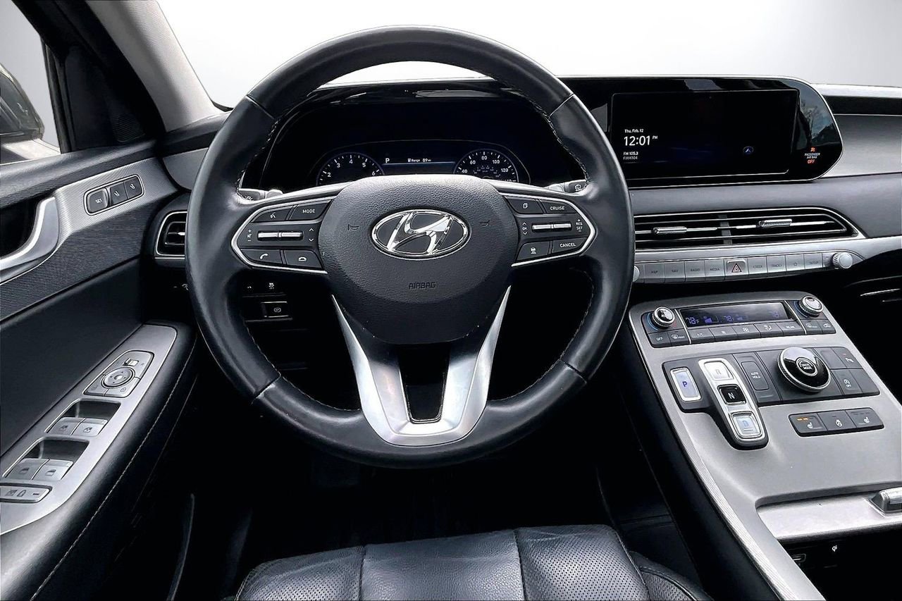 Used 2022 Hyundai Palisade SEL w/ Premium Package image 11